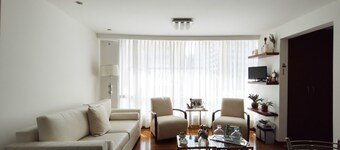 Suite de Lujo con Terraza y Vista al Parque La Carolina