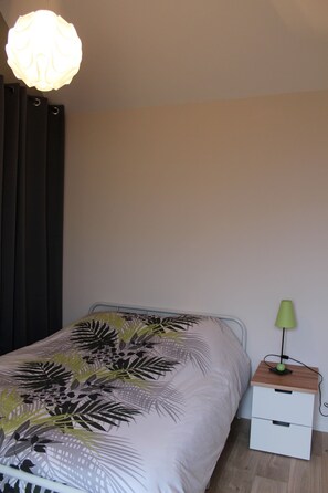 1 bedroom, free WiFi, bed sheets