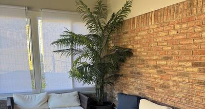 Family & Game-Day Retreat – Near MSU & Bama! TDY or PCS - easy drive to base!