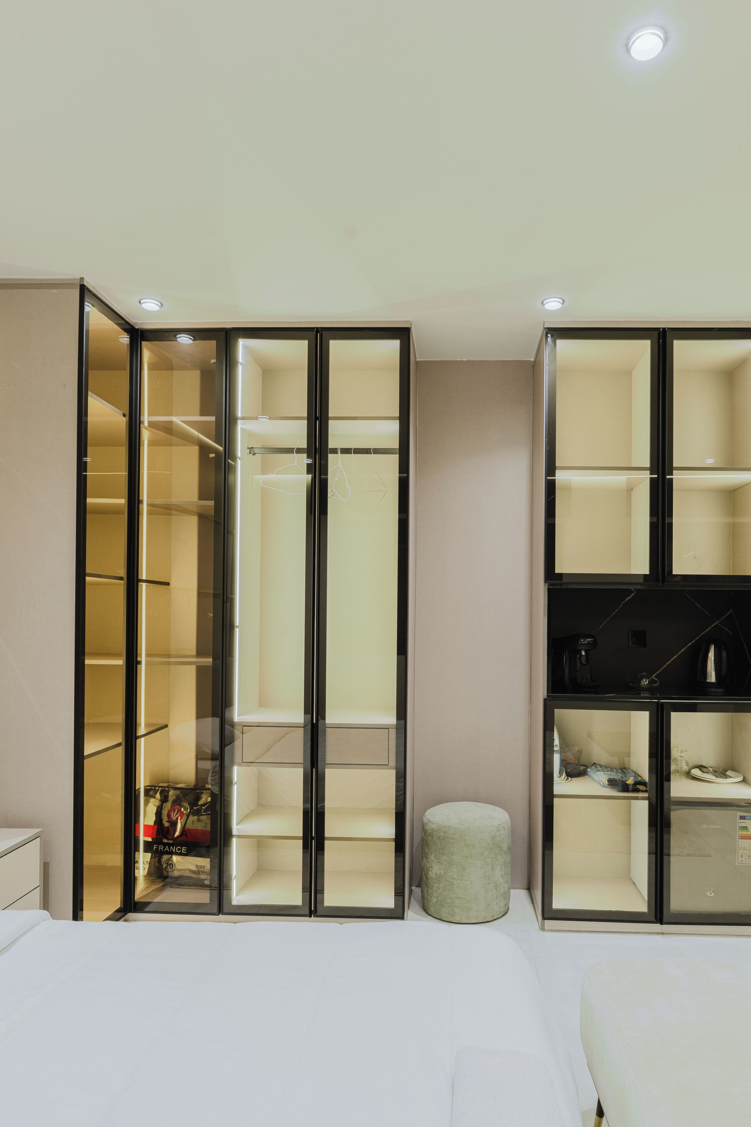 Standard Studio, City View | Minibar, free WiFi