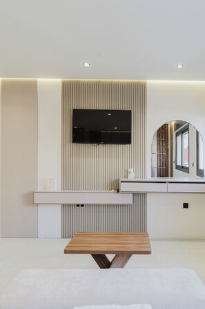 Standard Studio, City View