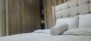 1 bedroom, WiFi, bed sheets, wheelchair access