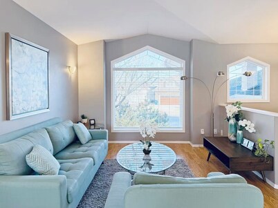 Sunny house· Gym · Entire Home in Premium Community · 3 Bedrooms & 2 Baths