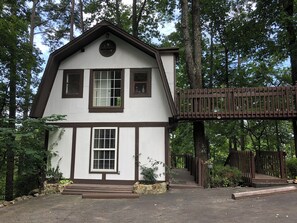 Exterior - The Art Studio at Saluda River Farms (Greenville)