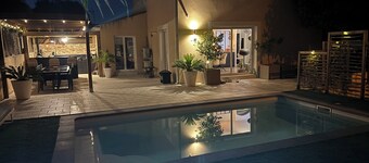 Sunny, quiet family villa with pool and summer kitchen