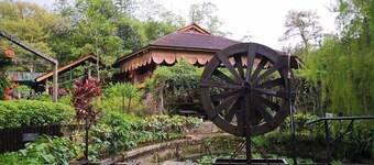 Rina Balinese Resort