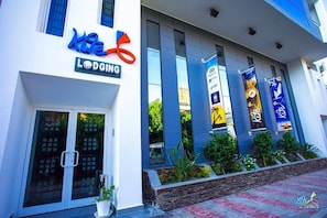 Perincian bahagian luar