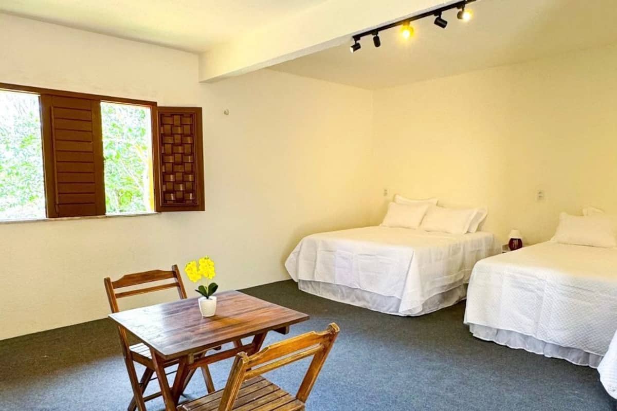 Ruang kerja ramah laptop dan Wi-Fi gratis