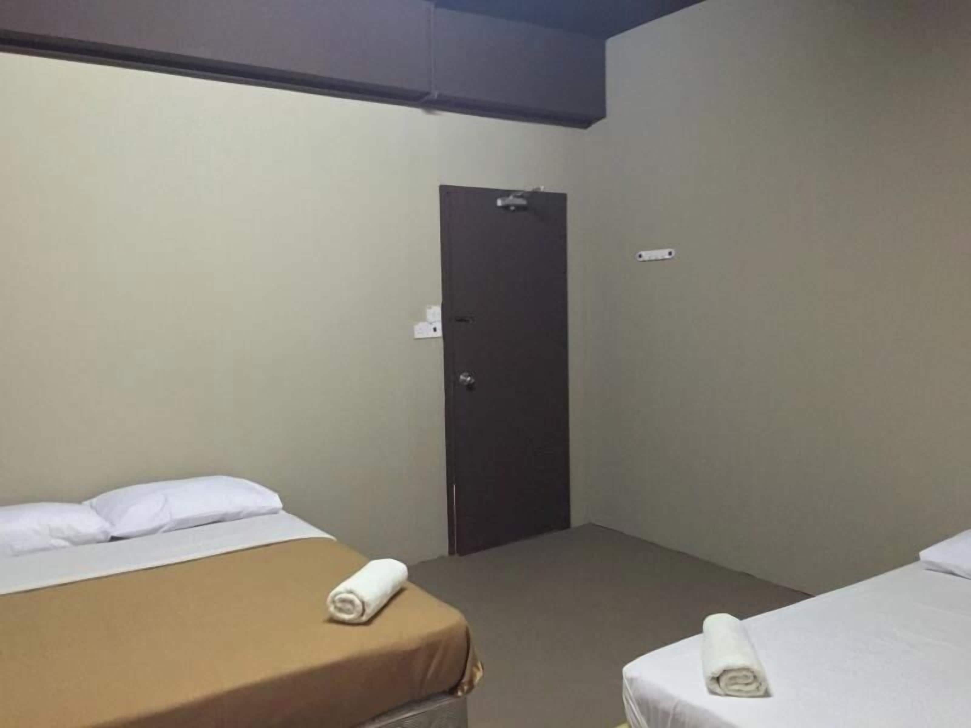 مكواة/لوح كي وواي فاي مجانًا