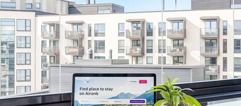 Kivis Modern Studio near Train Mall & Airport