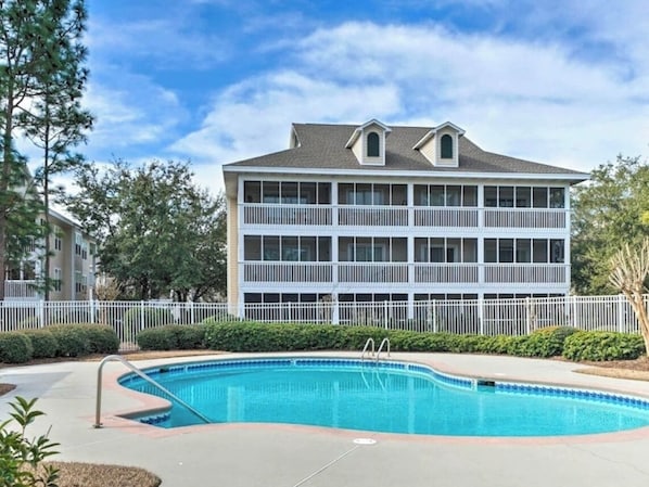 Pool - 2BR/2BA Condo, Golf Course View, Southport, NC (Southport)