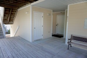 Property grounds - 2BR/2BA Condo, Golf Course View, Southport, NC (Southport)