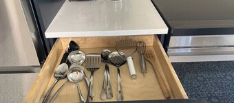 Charming country farmhouse only 5 mins. to town