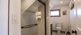 Landmark House – Downtown Minocqua Luxury Retreat