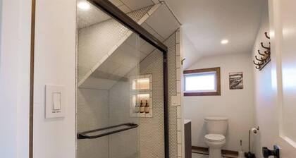 Landmark House – Downtown Minocqua Luxury Retreat