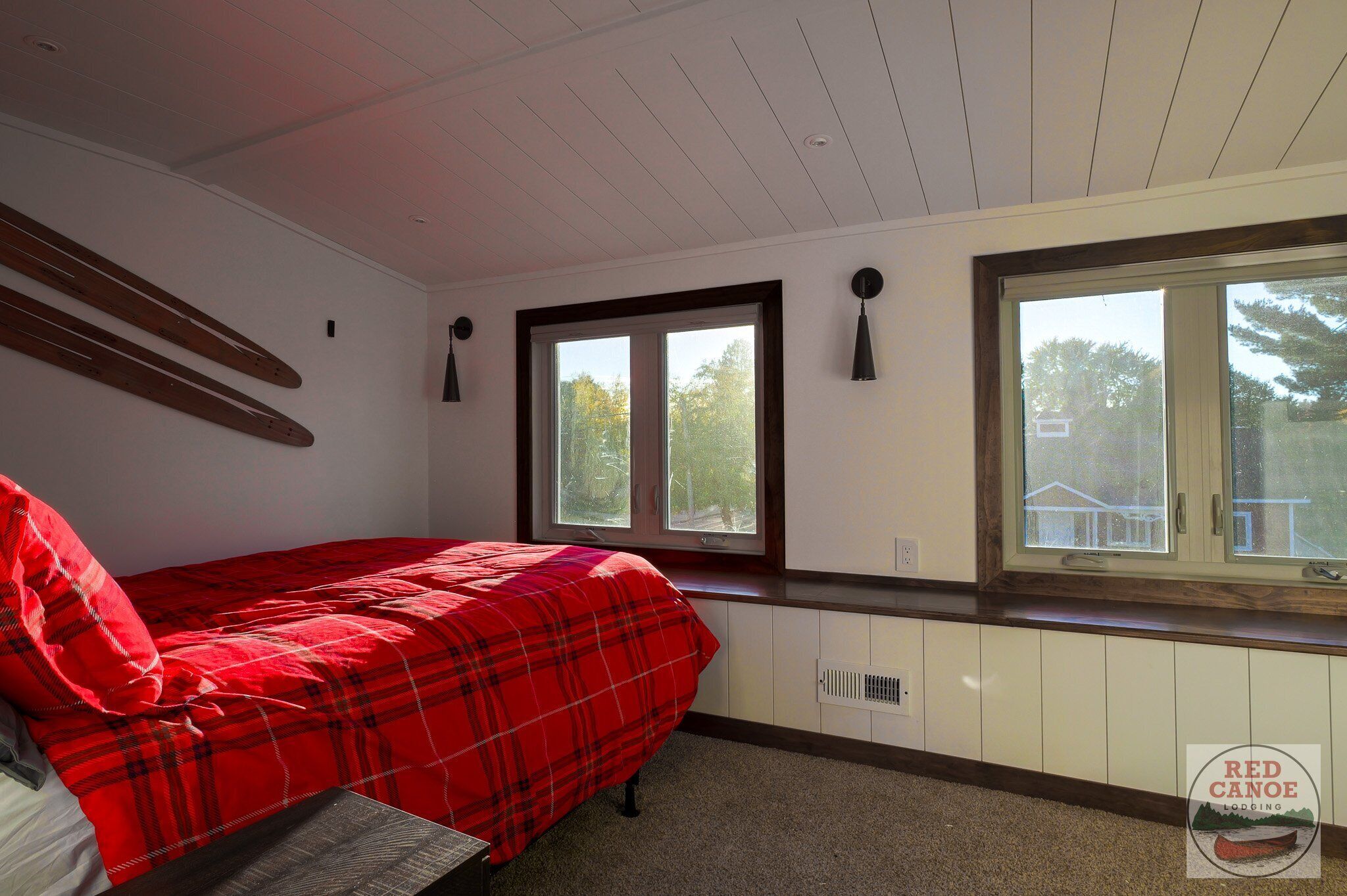 5 bedrooms, free WiFi, bed sheets