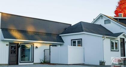 Modern Northwoods Escape in Downtown Minocqua