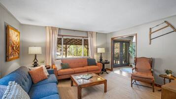 电视、立体声音响