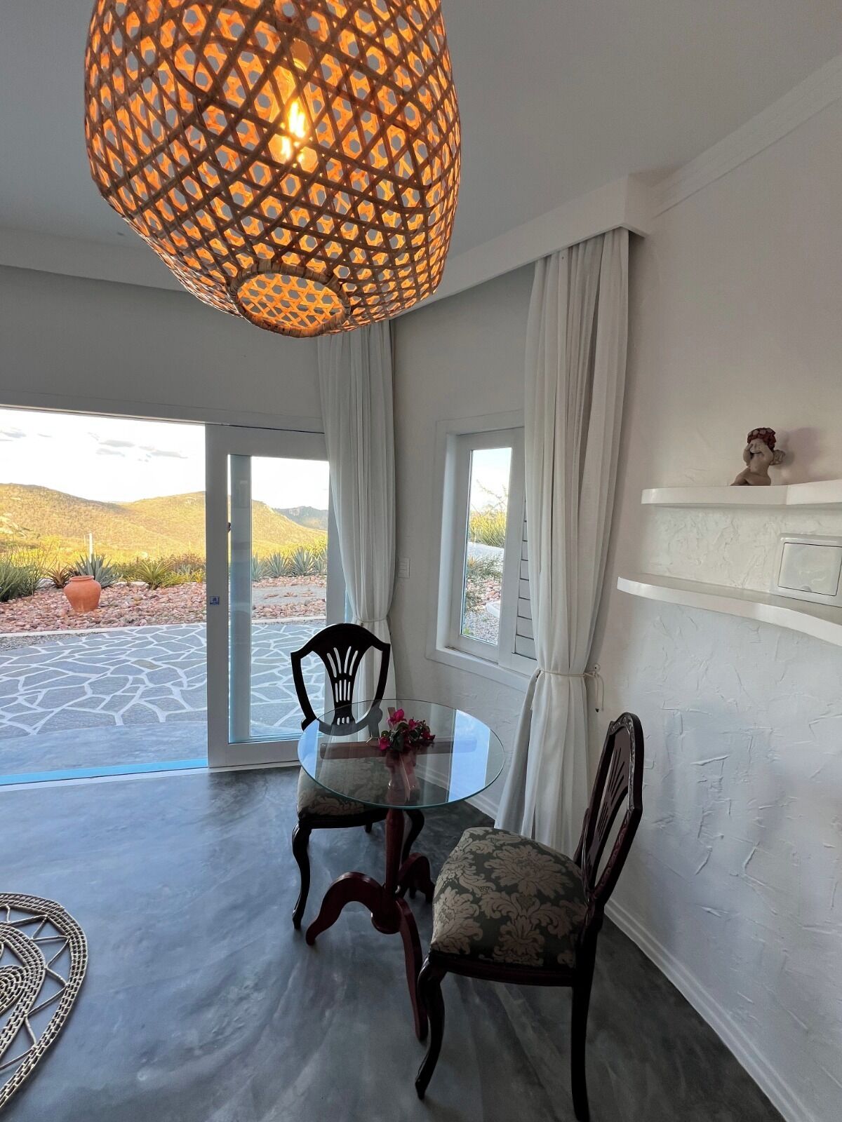 Standard Suite, Mountain View | In-room dining