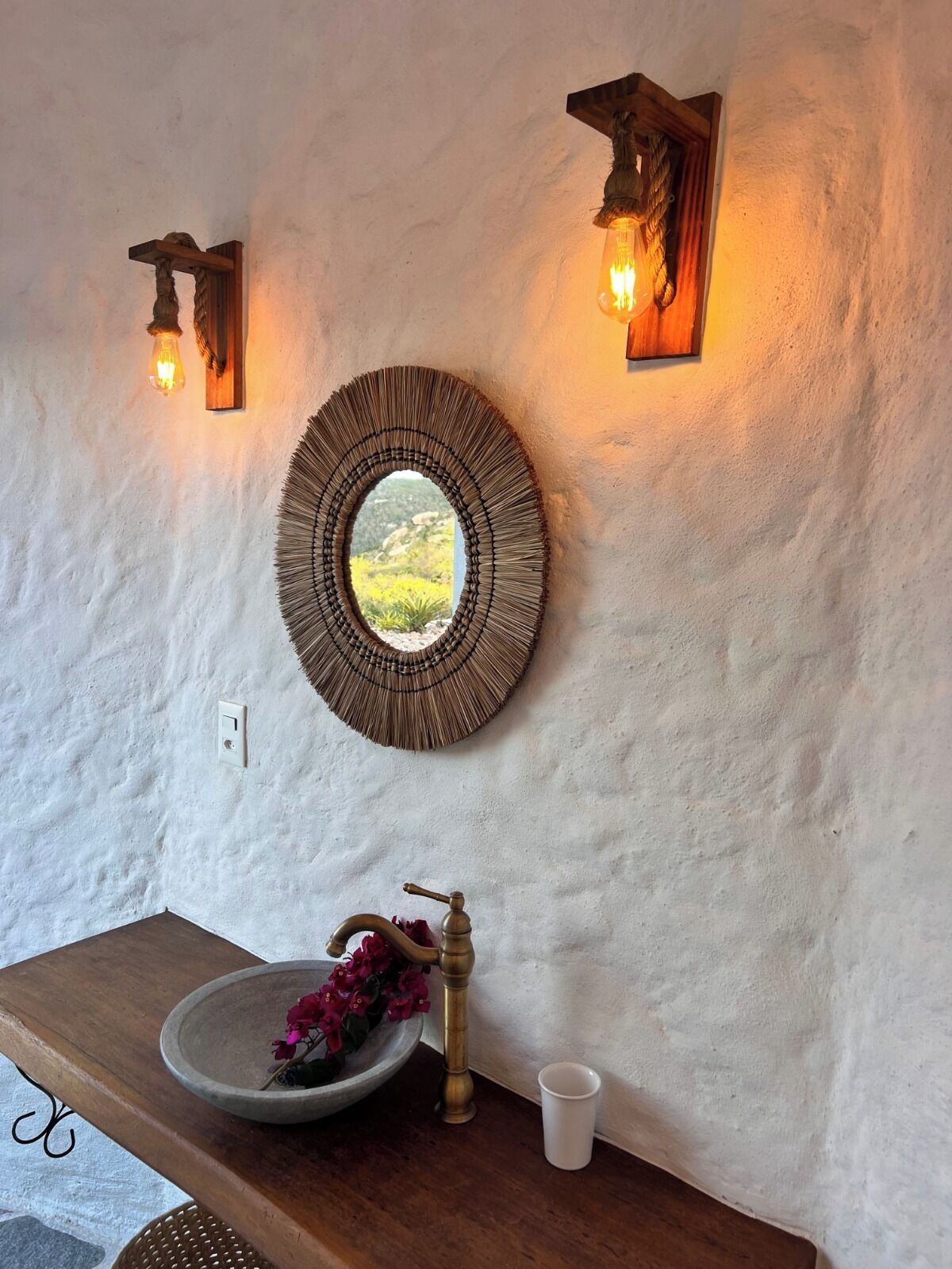 Standard Suite, Mountain View | Bathroom | Shower, free toiletries, towels, soap