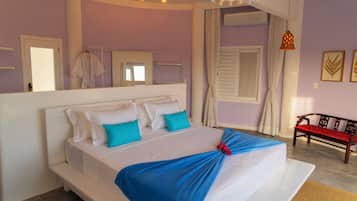 Suíte estúdio superluxo | Roupas de cama premium, cofres nos quartos, cortinas blackout