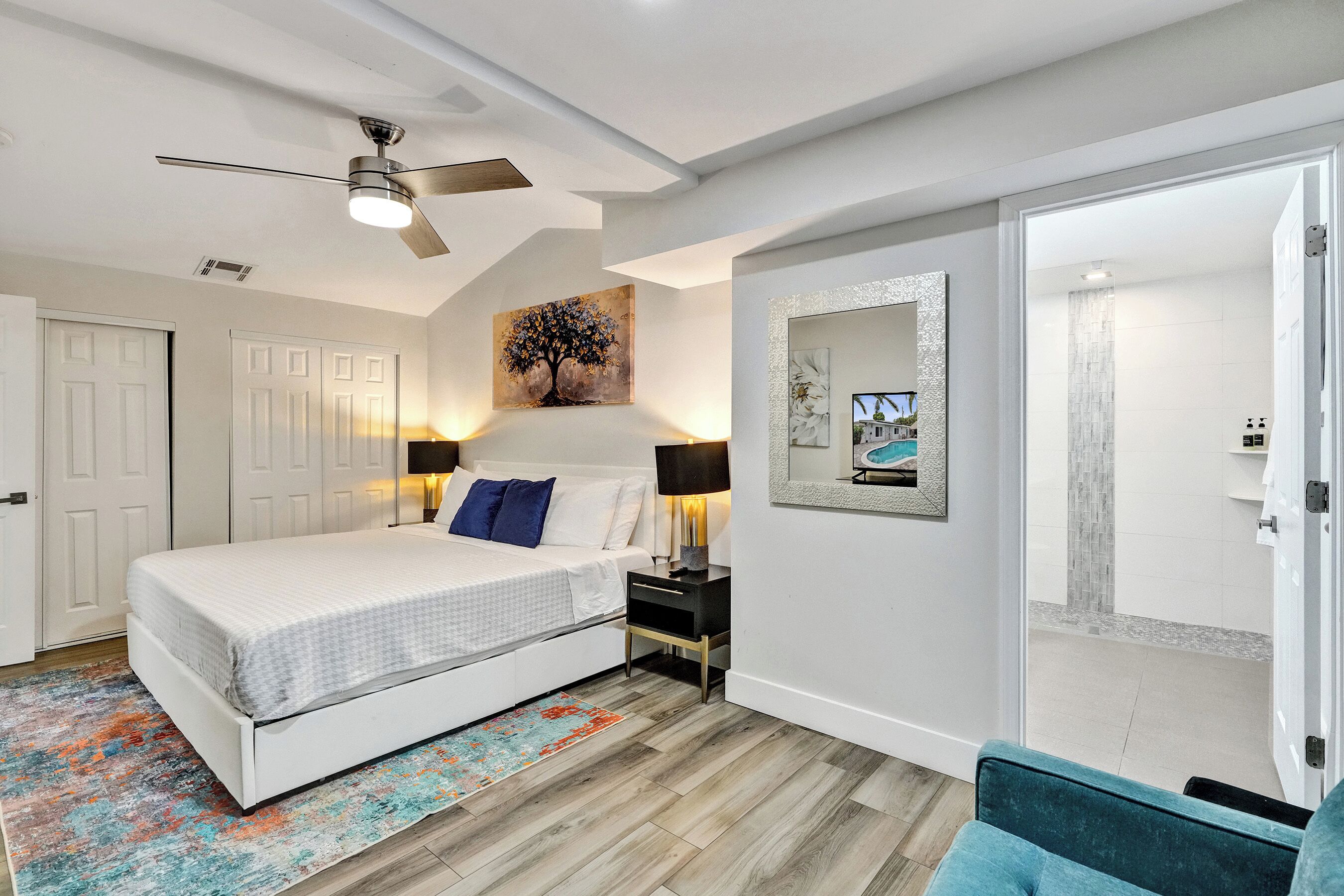 2 chambres, fer et planche à repasser, Wi-Fi gratuit, draps fournis