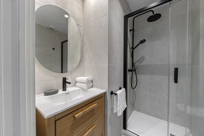 Bathroom - defaultName (Madrid)