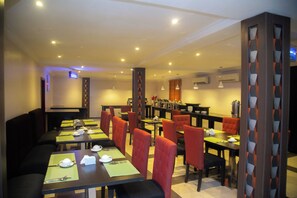 Free daily buffet breakfast  - Visa Karena Hotels (Port Harcourt)