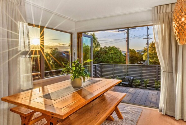 تناول الطعام