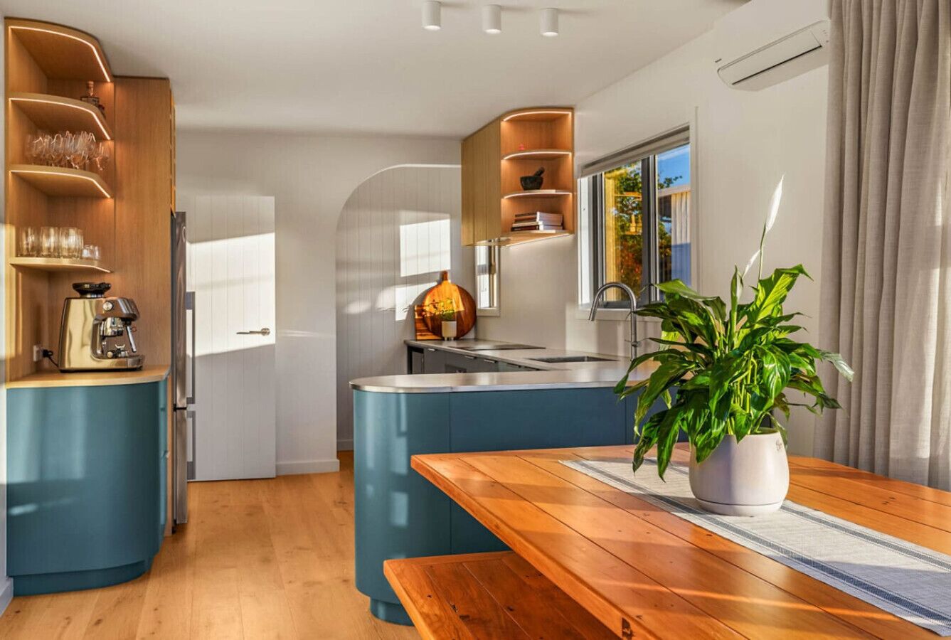 冰箱、微波炉、烤箱、炉灶