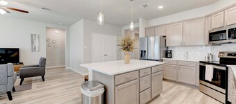 Charming Troy Escape Comfort Near Waco