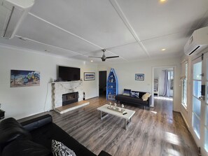 Living area - Holiday House - 500m to the beach (Rye)