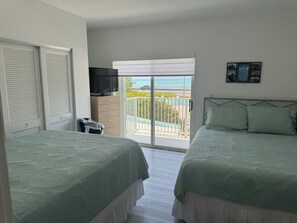 3 chambres, fer et planche à repasser, Wi-Fi gratuit, draps fournis