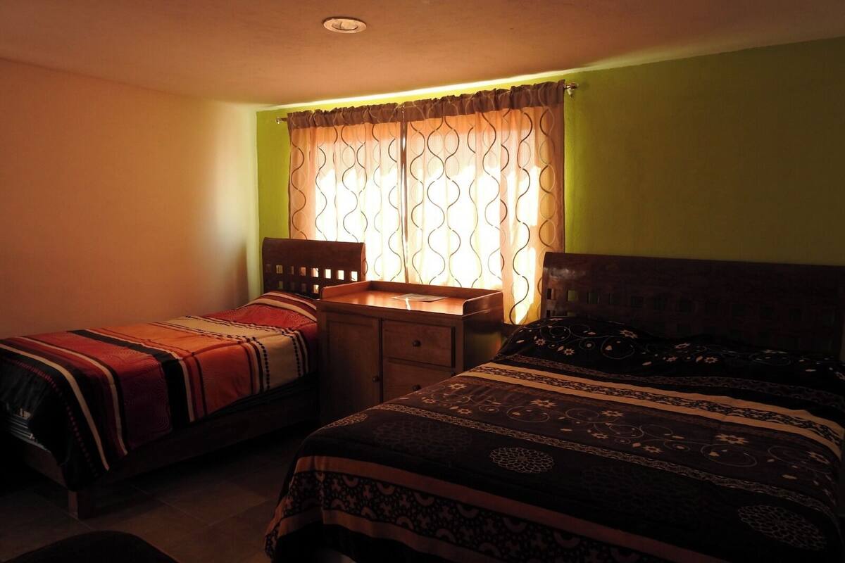 Quarto quádruplo básico | Wi-Fi de cortesia