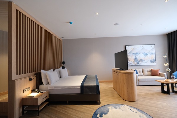 Suite familiar | Minibar, sistema de insonorización, wifi gratis y ropa de cama