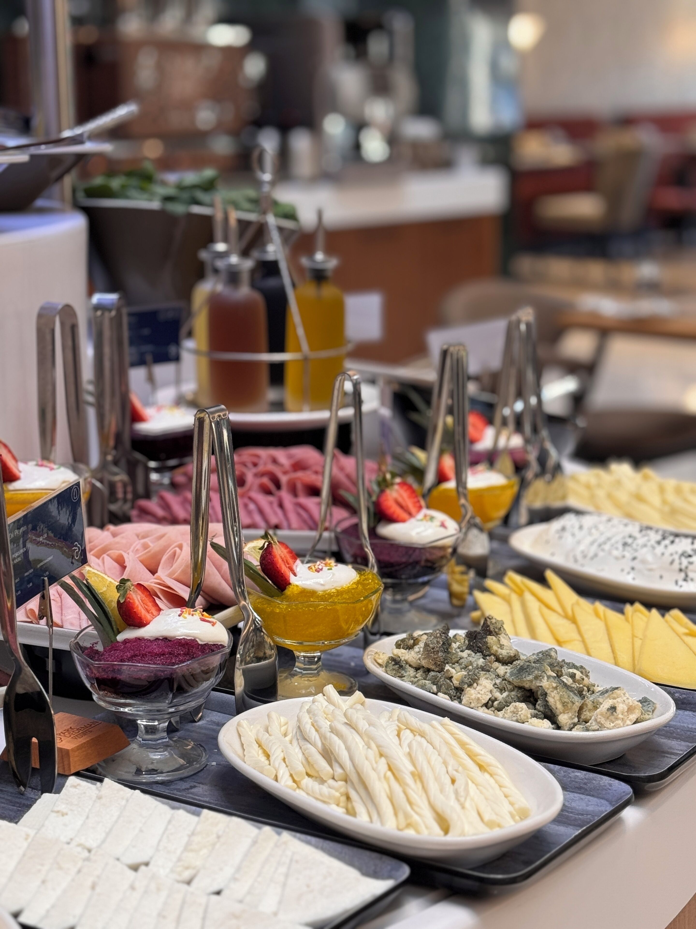 Desayuno buffet todos los días (con cargo)