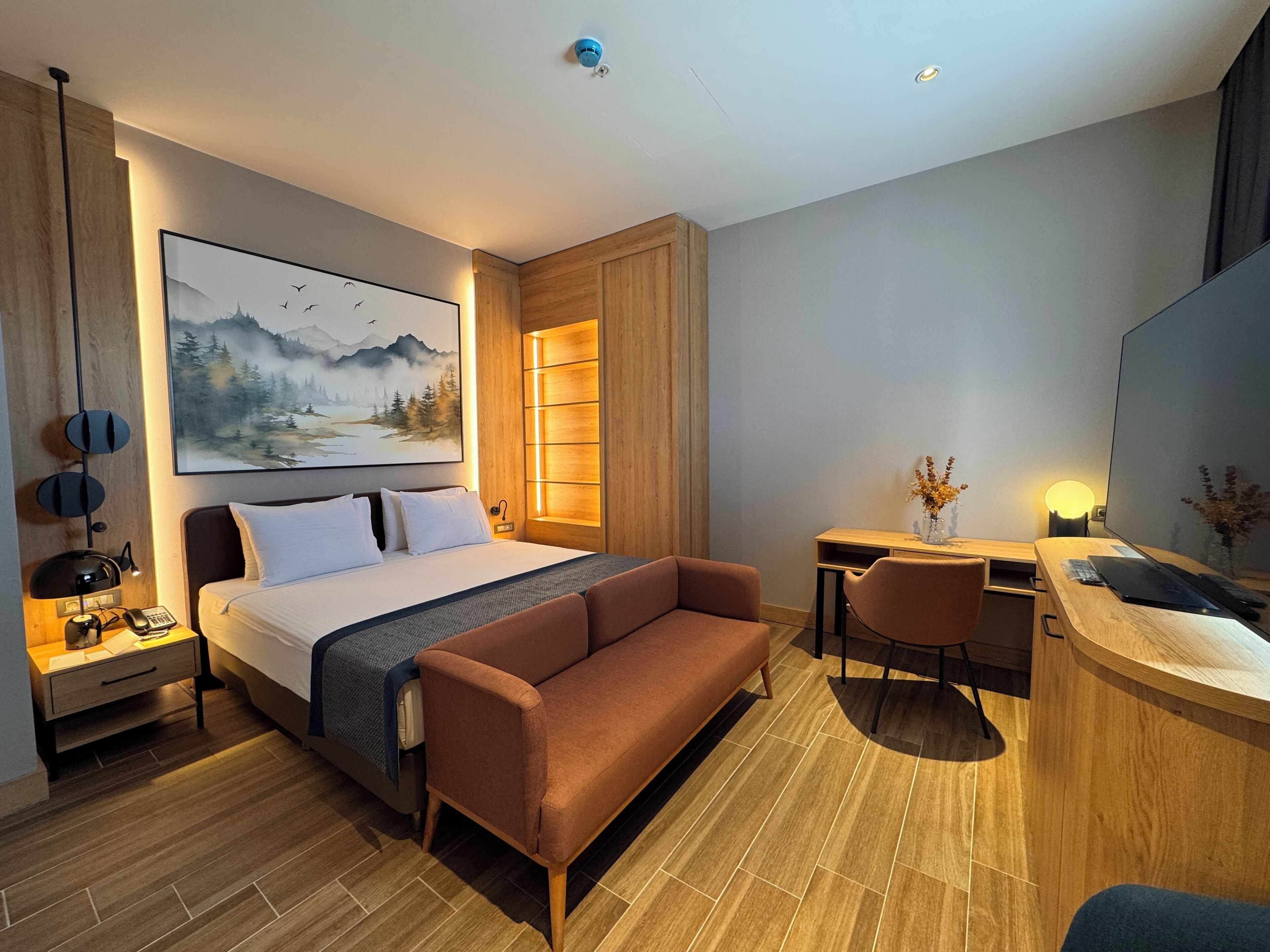 Minibar, wifi gratis y ropa de cama 