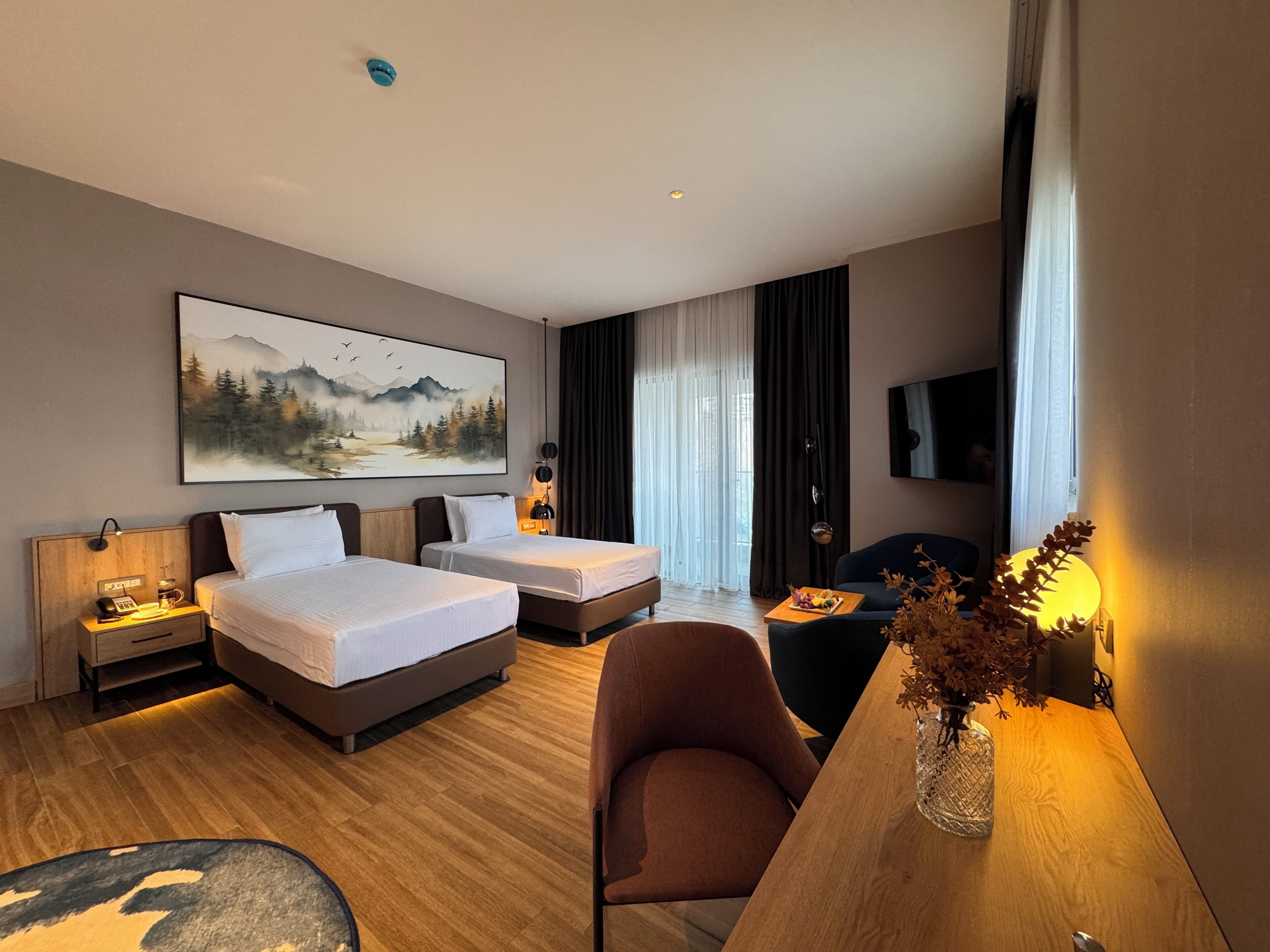 Minibar, wifi gratis y ropa de cama 