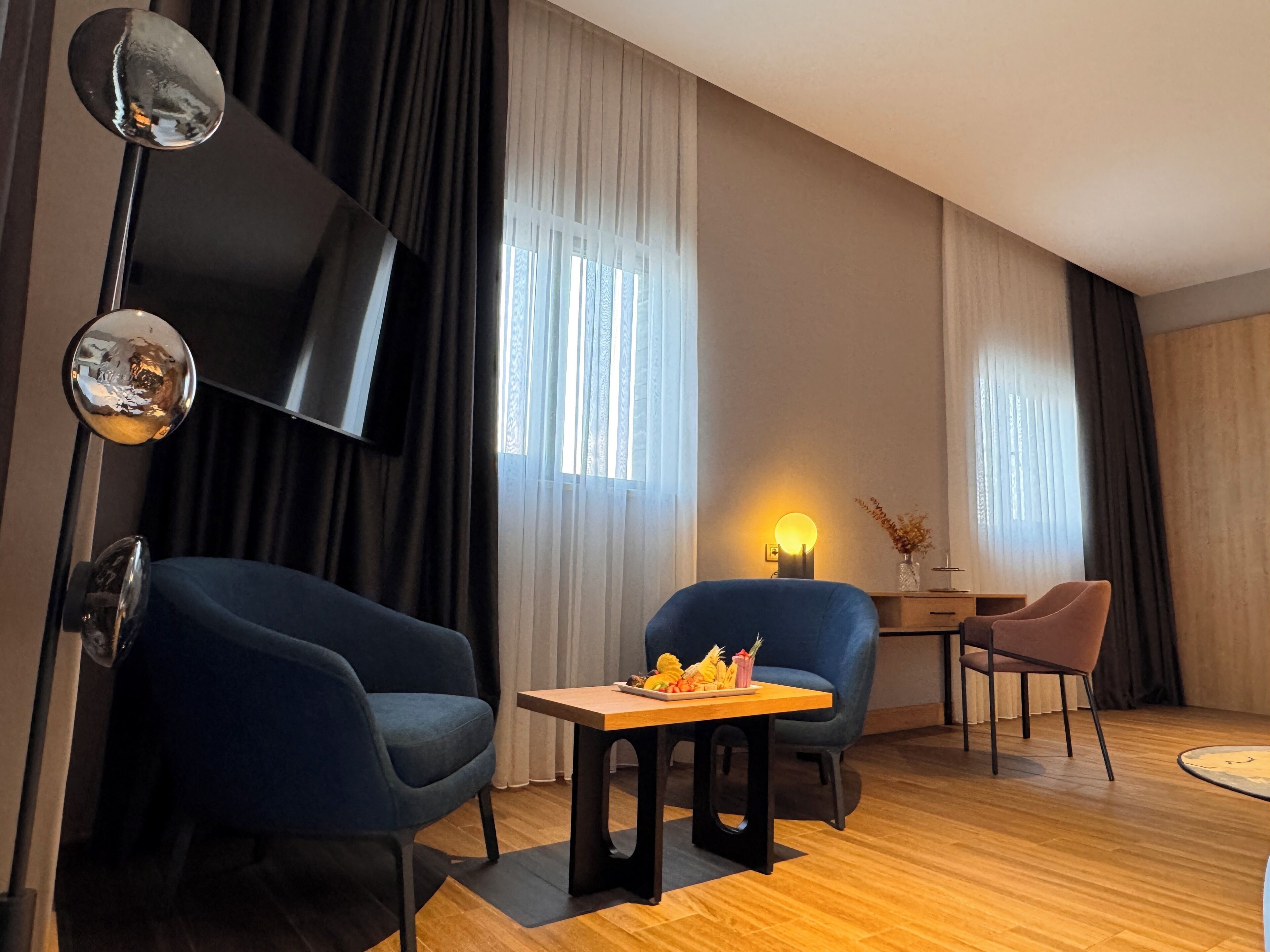 Grand Twin Room | Minibar, free WiFi, bed sheets