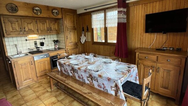 Private kitchen - Apartment in Haut Lieux Near Ski Slope (Hauteluce)