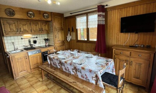 Apartment in Haut Lieux Near Ski Slope