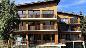 Exterior - Apartment in Secluded Area by Ski Slopes (Les Deux Alpes)