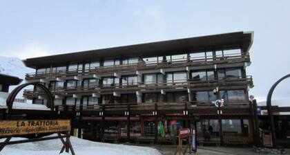 Apartment in Croisette With Ski-in Access