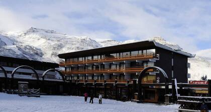 Apartment in Croisette With Ski-in Access