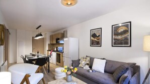 Living area - Pro11 Very Well-equipped Apartment (Les Deux Alpes)