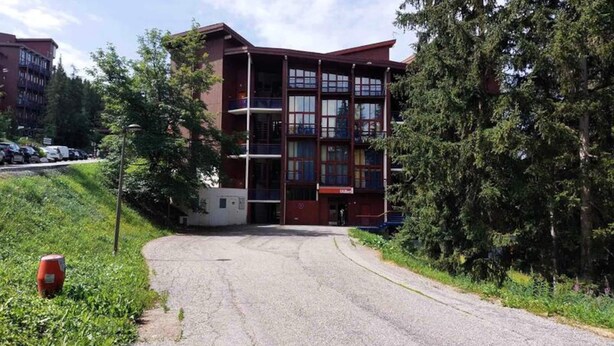 Unclassified image, 1 of 3, button - Renovated Duplex for 5 People Close to the Slopes and Shops in the Village of Charmettoger (Bourg-Saint-Maurice)