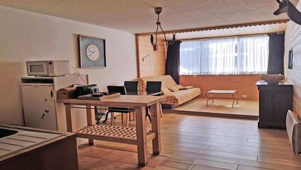 Unclassified image, 1 of 3, button - Pod102 - 1-bedroom Apartment - Veranda With Slope View - Sleeps 5 - Resort Center (Puy-Saint-Vincent)