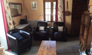Fireplace - House in Valloire Near Ski Lift Access (Valloire)