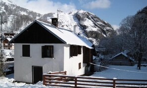 Exterior - House in Valloire Near Ski Lift Access (Valloire)