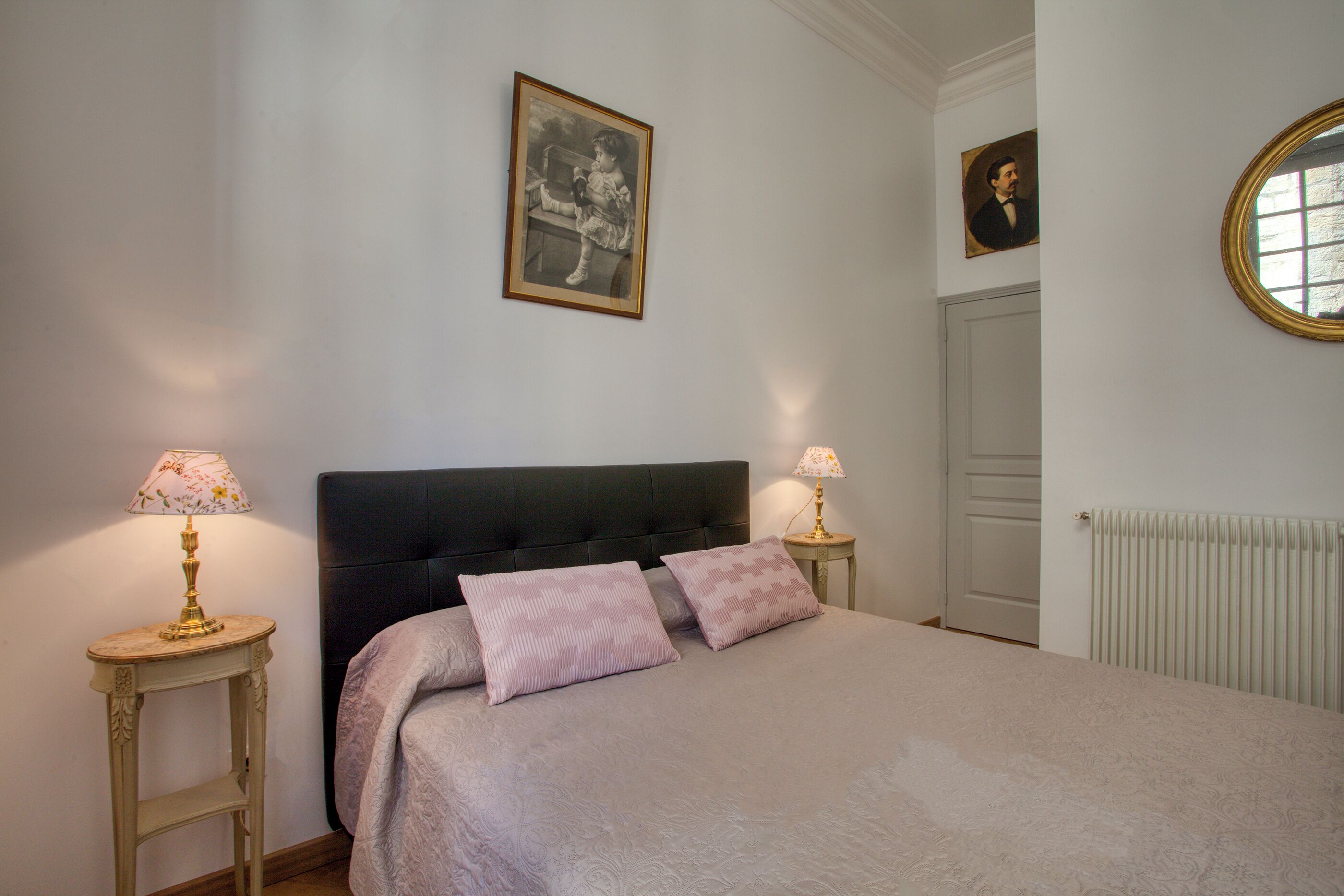 3 chambres, fer et planche à repasser, accès Internet, draps fournis
